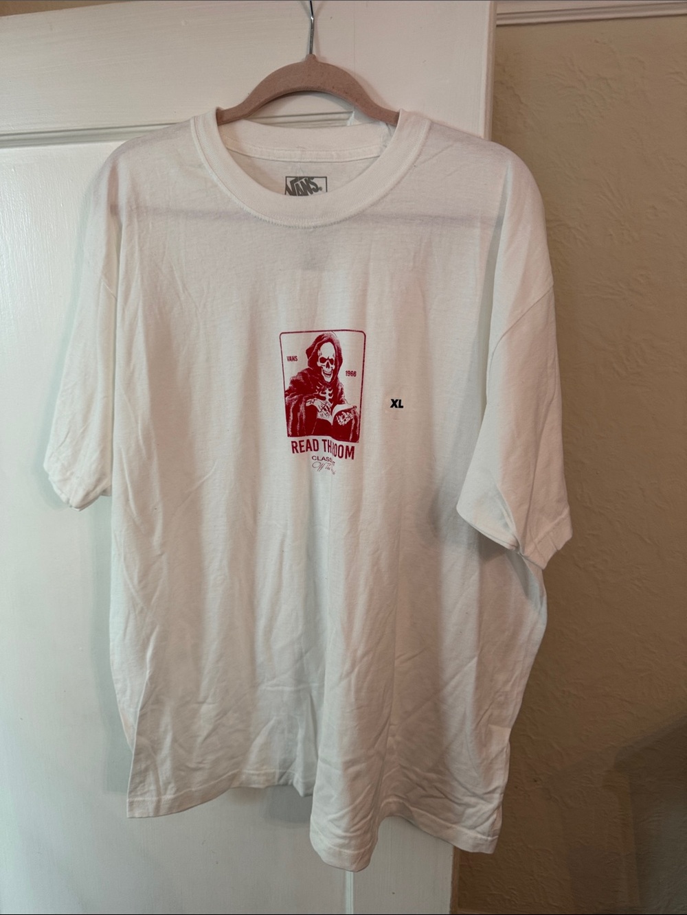 Vans “read the room” S/S Tee